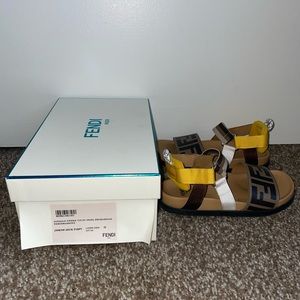 Fendi Kids sandals